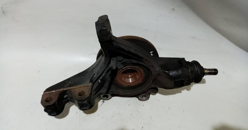 Right front steering knuckle PEUGEOT 308 CC Imagem-1