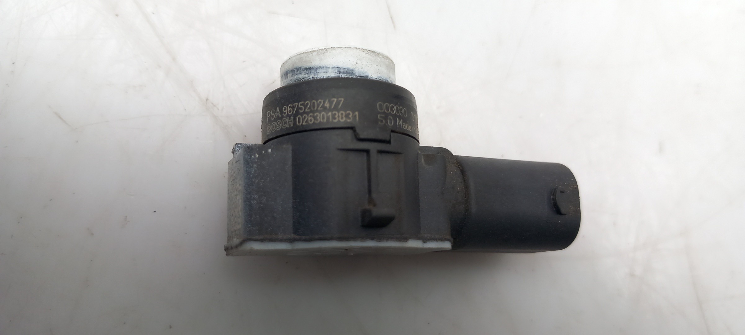 Sensor de aparcamiento Trasero PEUGEOT 308 SW II Imagem-3