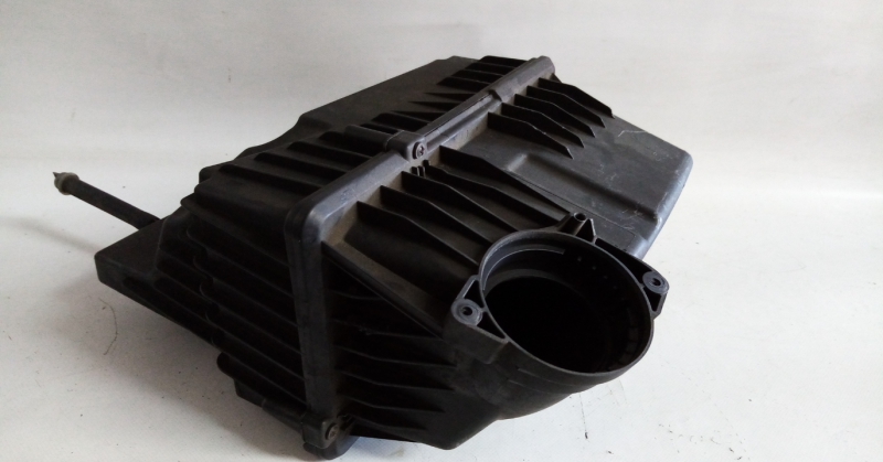 Air filter box PEUGEOT 308 CC Imagem-1