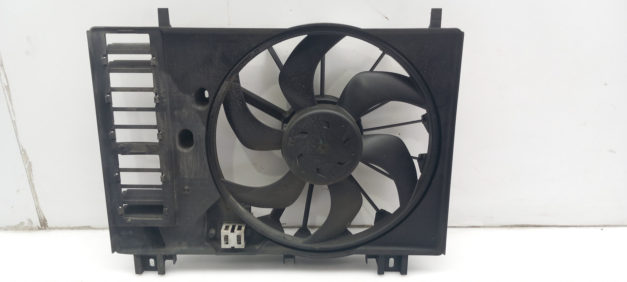 Termoventilador PEUGEOT 508 SW Imagem-1