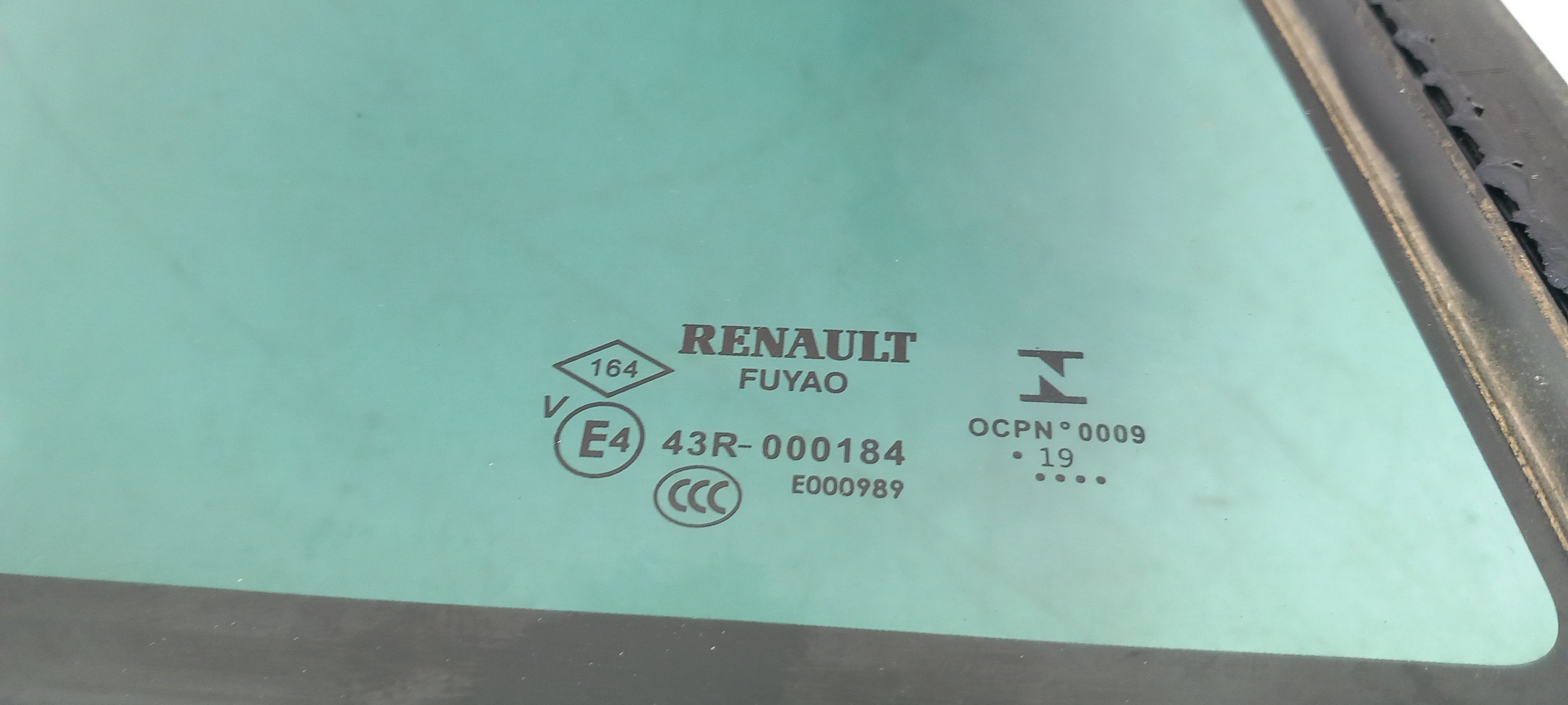Vidrio triangular puerta Trasero Derecho RENAULT Megane IV Grandtour (K9A/M_) Imagem-1