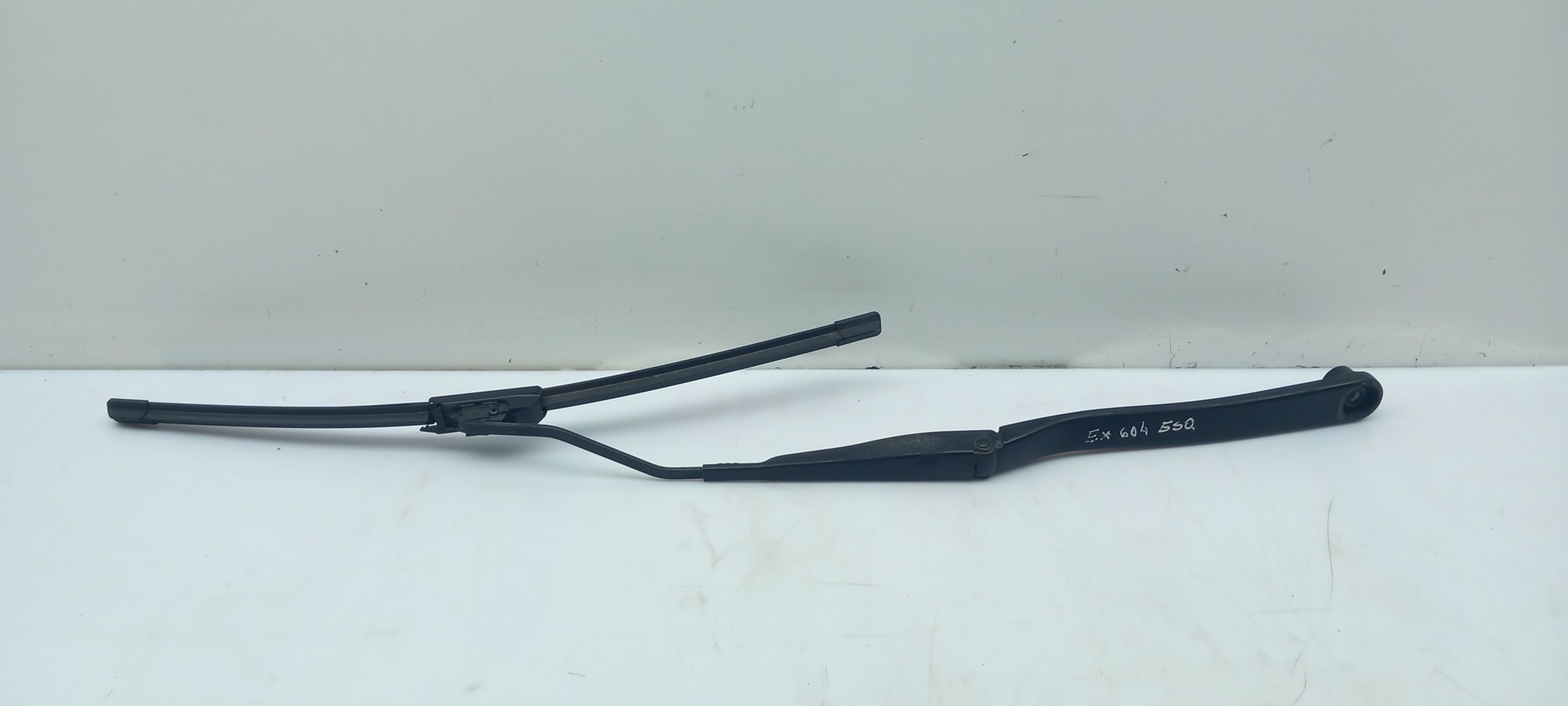 Windscreen wiper arm Left front NISSAN Juke (F15) Imagem-1
