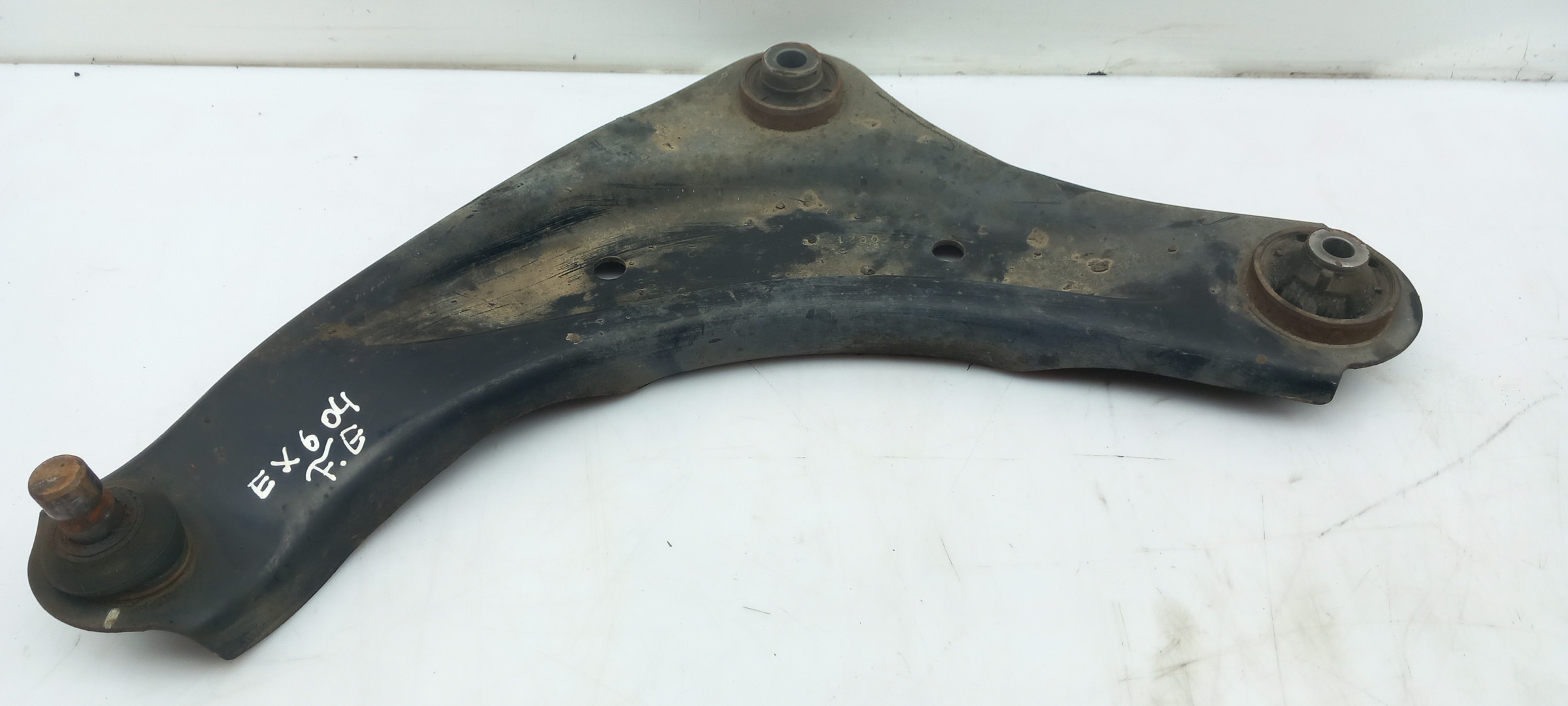 Left front suspension arm