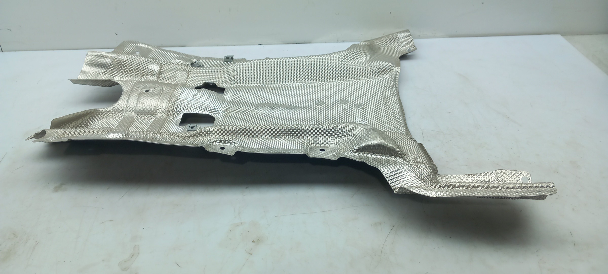Protection inférieure du moteur MERCEDES-BENZ GLC (X253) Imagem-1