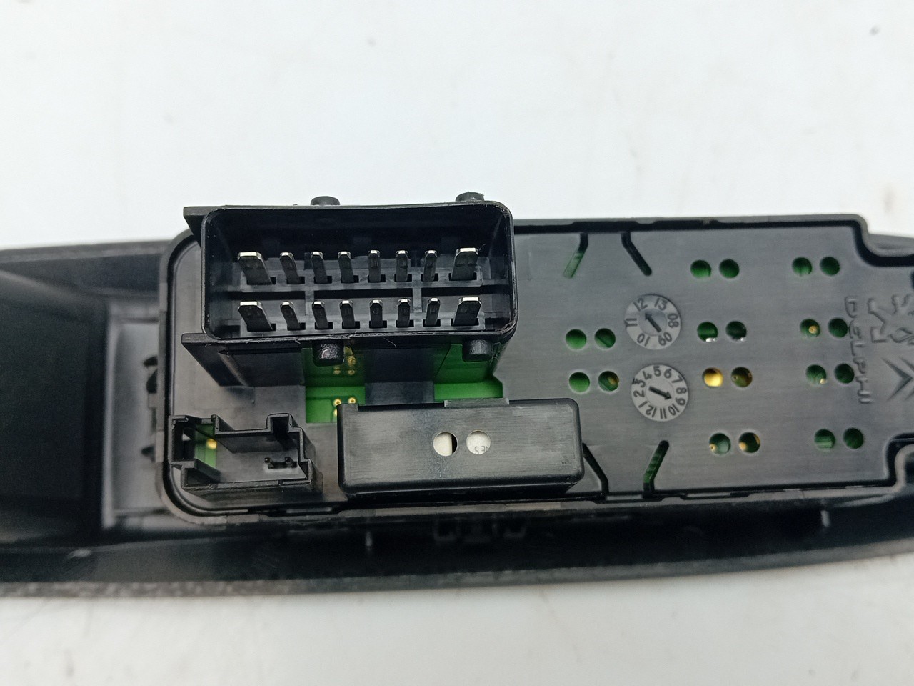 Mando / interruptor elevalunas delantero izquierdo CITROËN DS3 Imagem-1