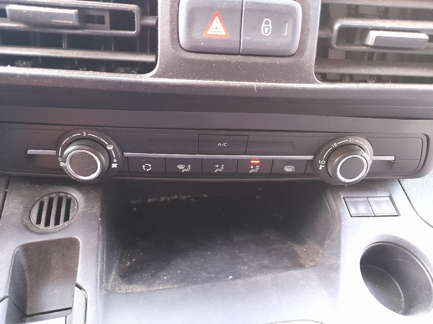 Bouton / interrupteur climatisation