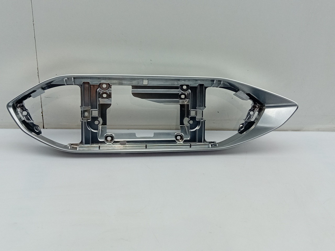 Moldura da consola central / rádio / aro