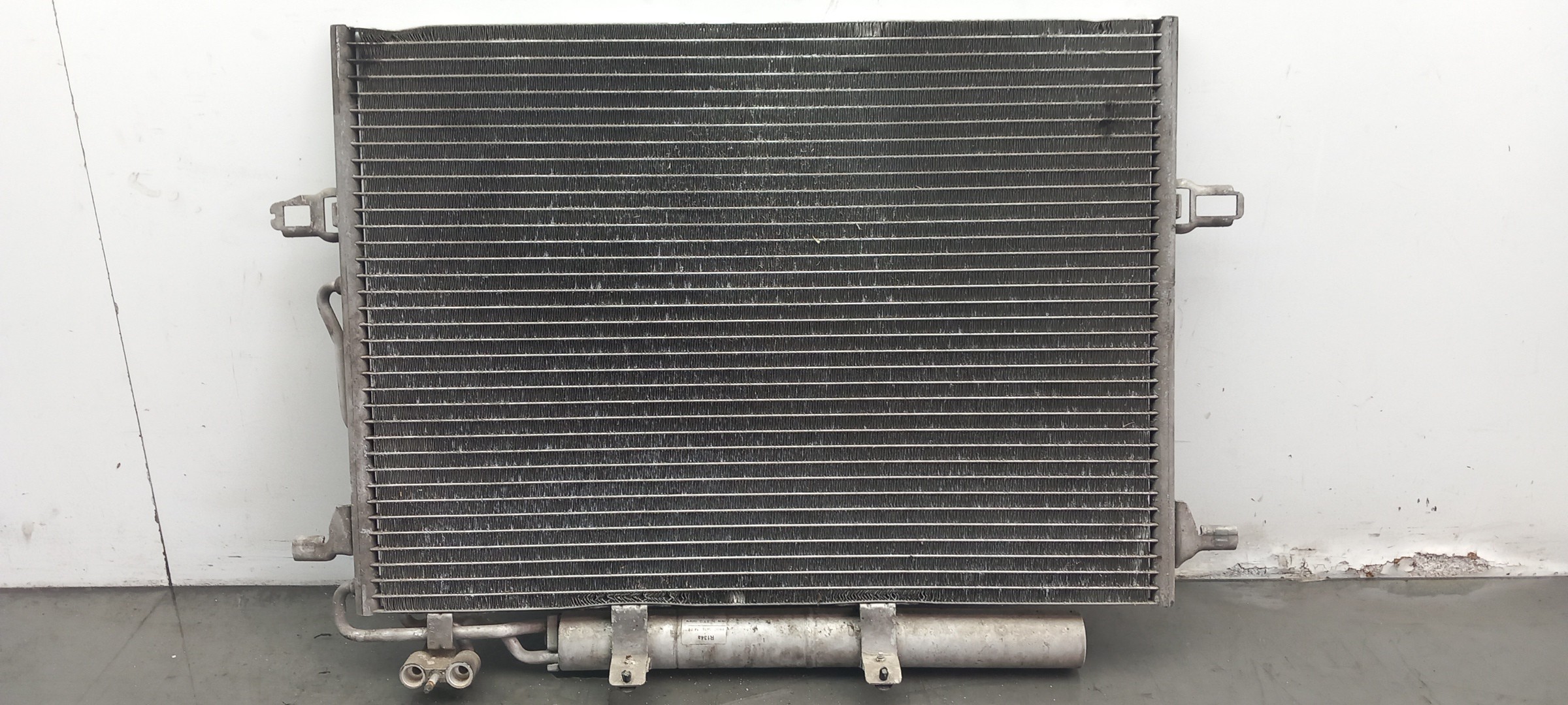 AC radiator MERCEDES-BENZ CLS (C219) Imagem-1