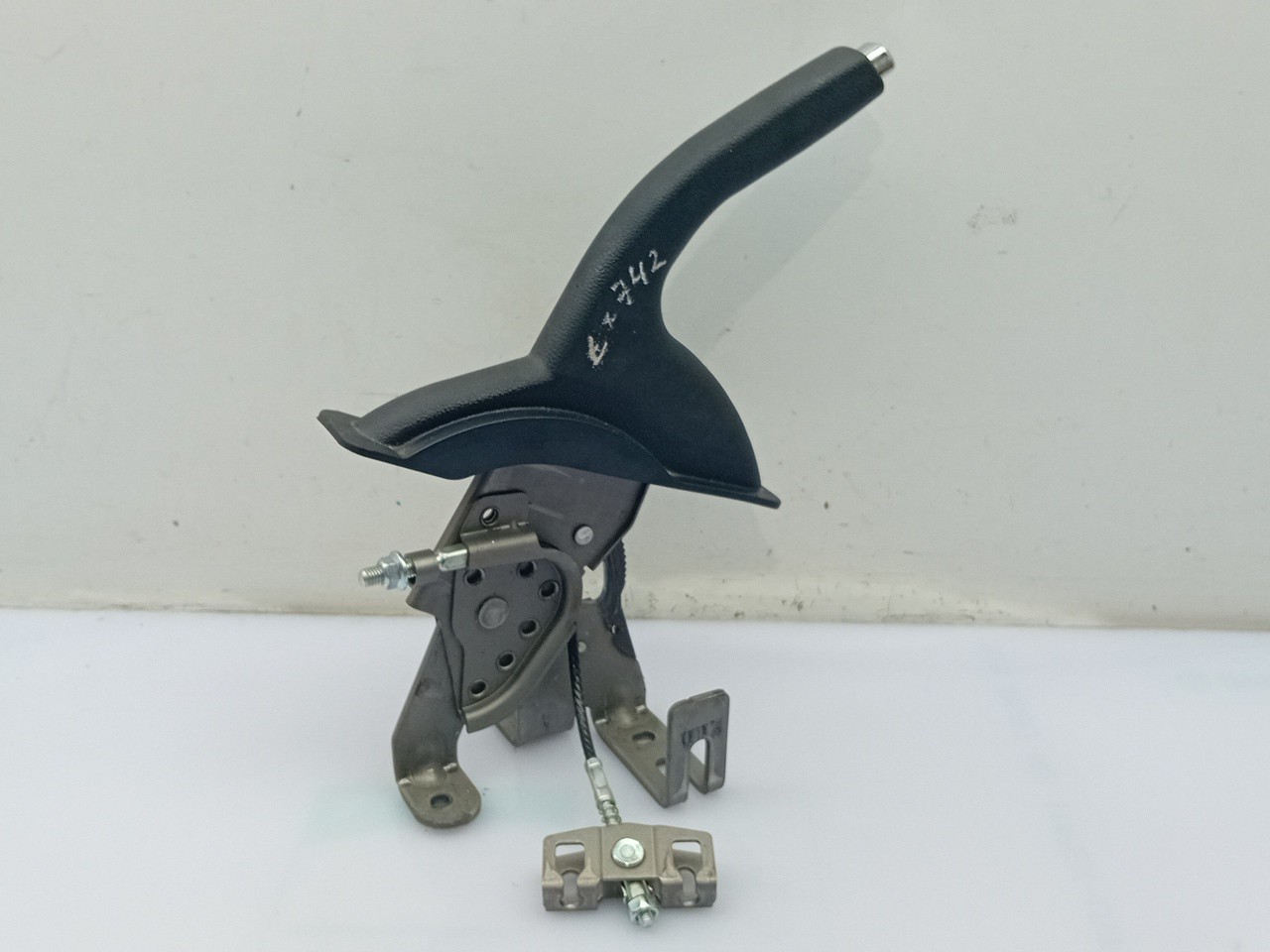 Hand brake / parking brake KIA Rio III (UB) Imagem-1