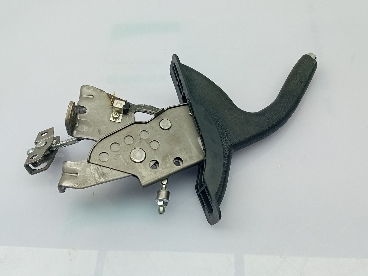Hand brake / parking brake KIA Rio III (UB) Imagem-2
