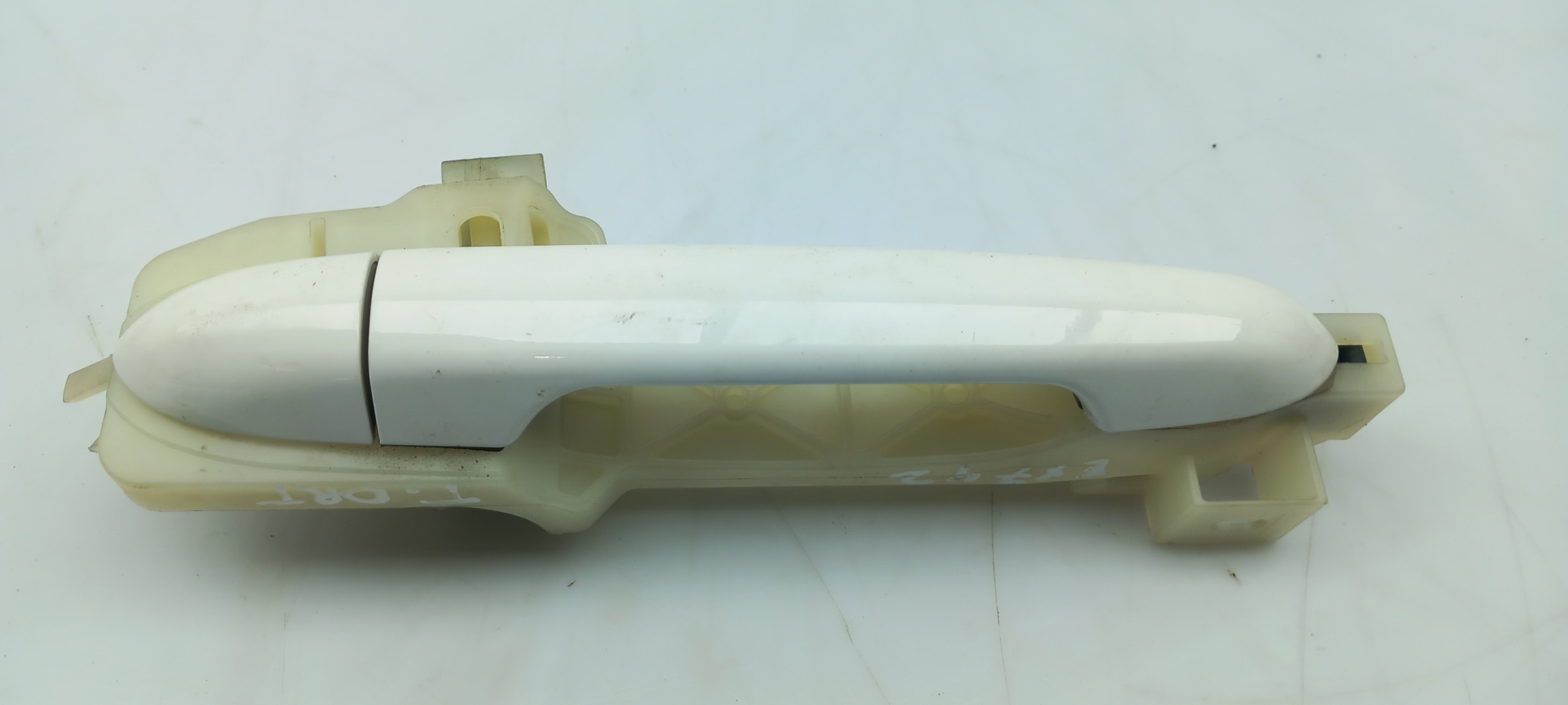 Right rear door handle