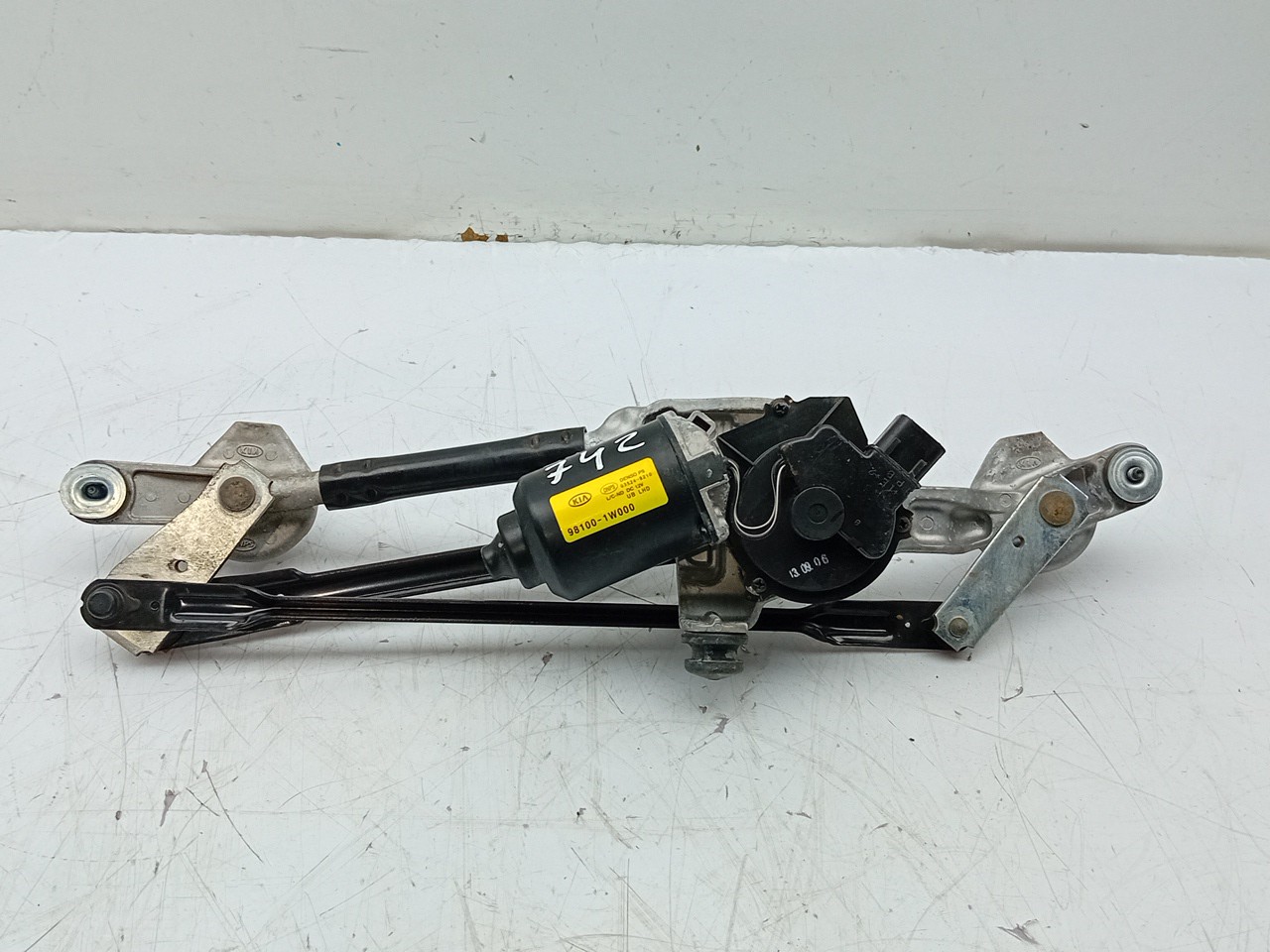 Essuie-glace moteur avant KIA Rio III (UB) Imagem-1