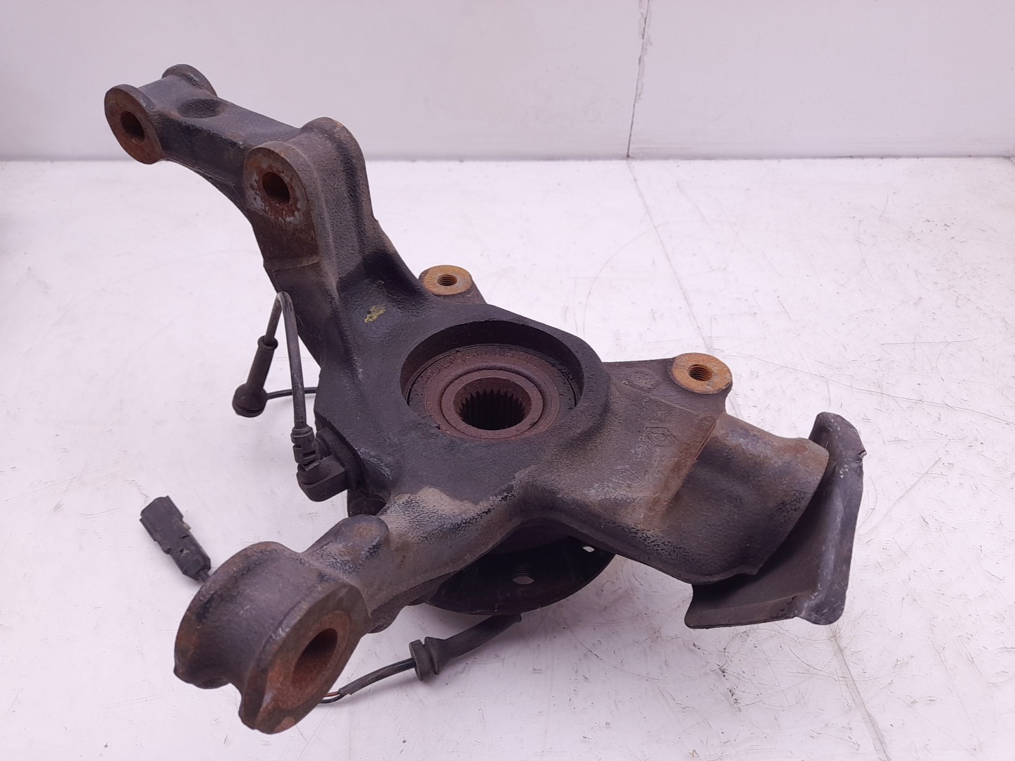 Left front steering knuckle RENAULT Laguna III (BT0/1) Imagem-2