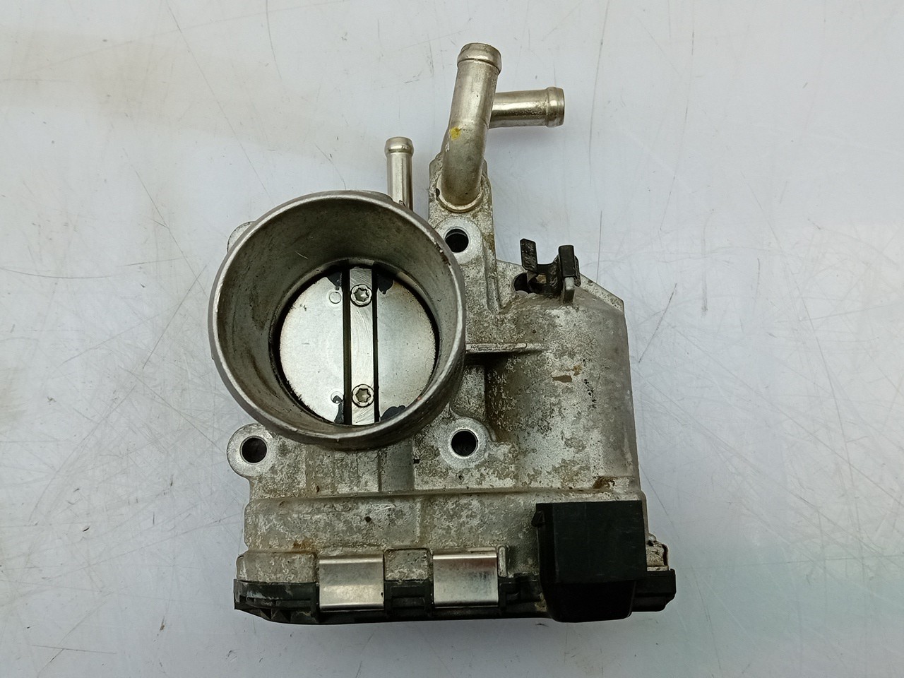 Throttle body