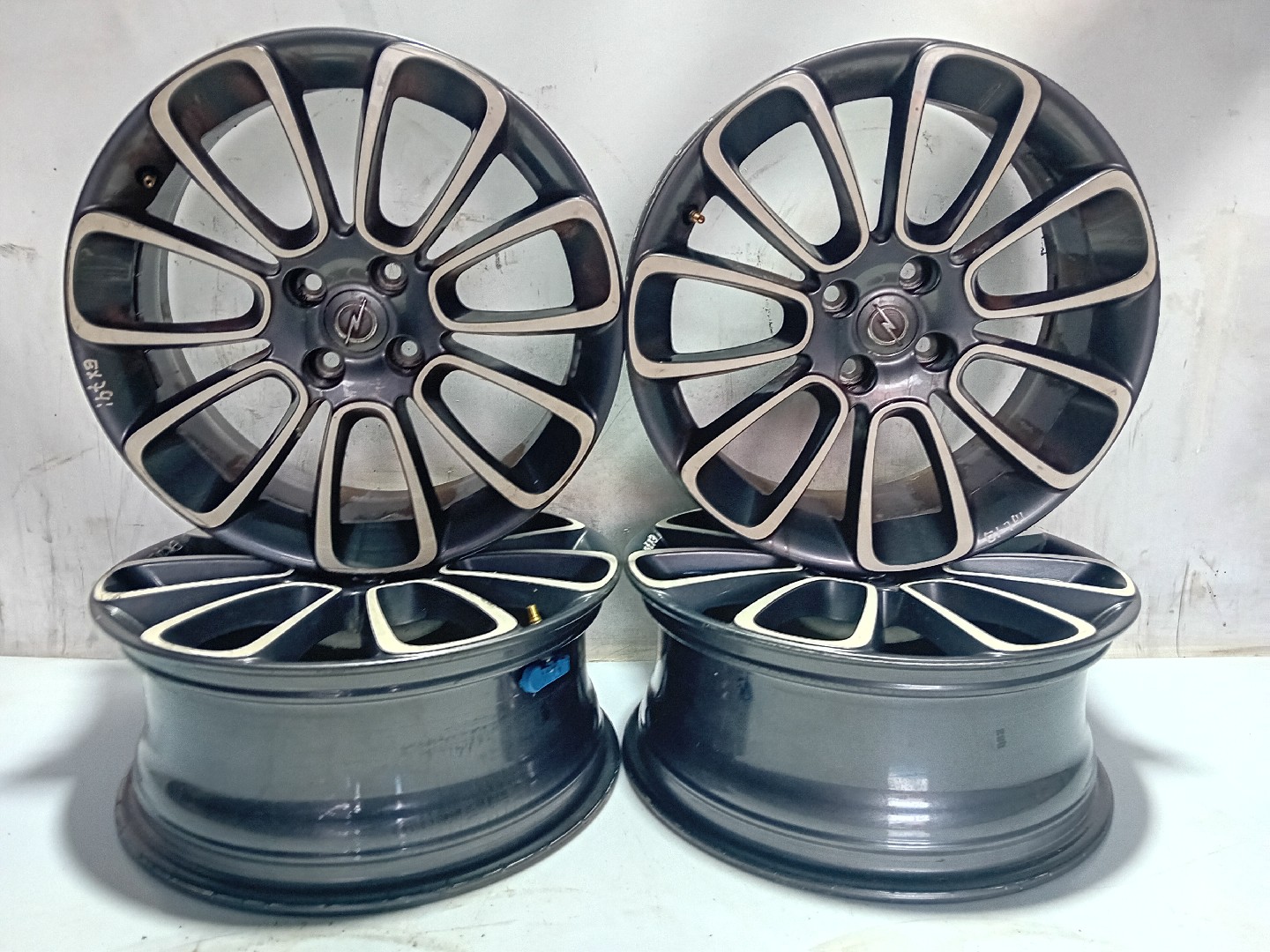 Ensemble de jantes OPEL Adam (M13) Imagem-1