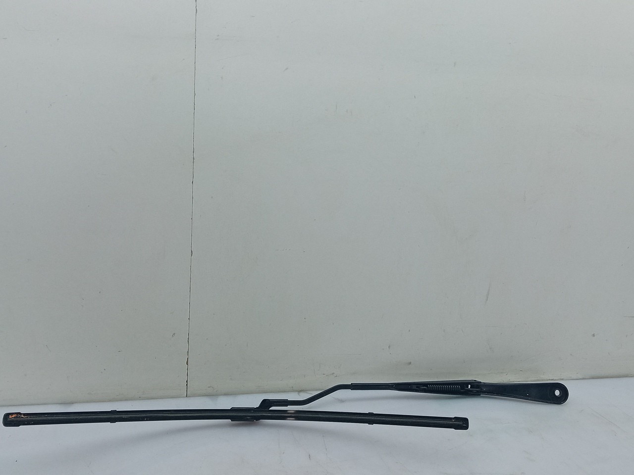 Windscreen wiper arm Left front RENAULT Clio V (BF_) Imagem-1