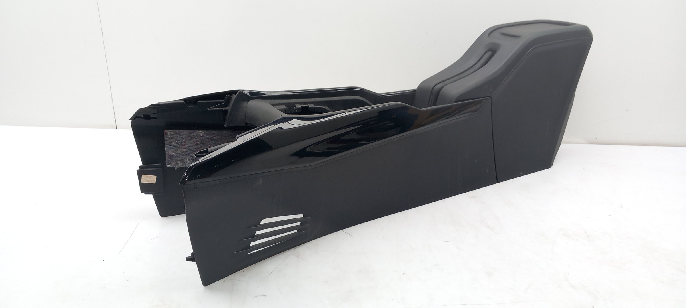 Panneau revêtement console centrale / radio PEUGEOT 2008 I (CU_) Imagem-1