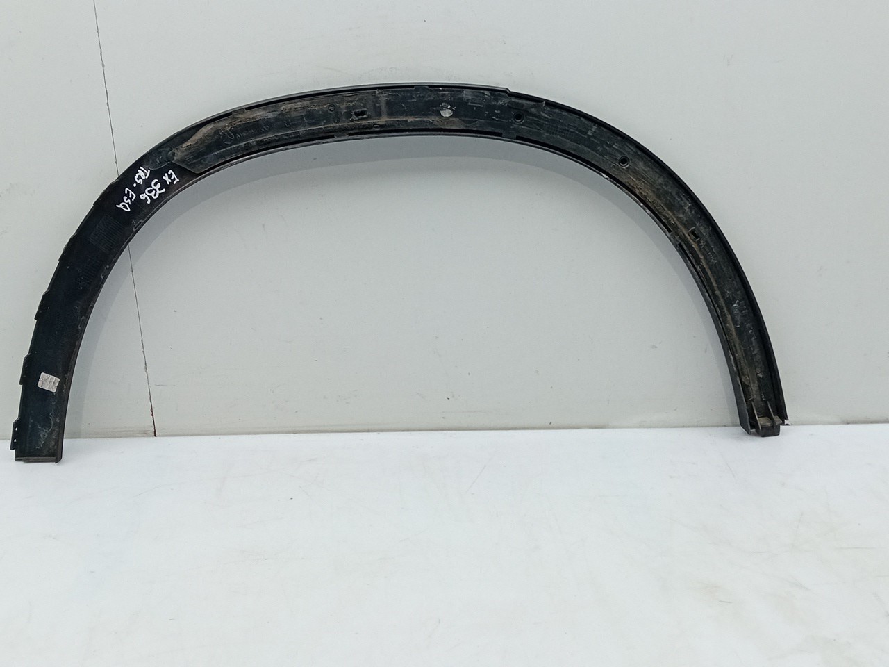 Aba Guarda Lamas MERCEDES-BENZ GLA (X156) Imagem-1