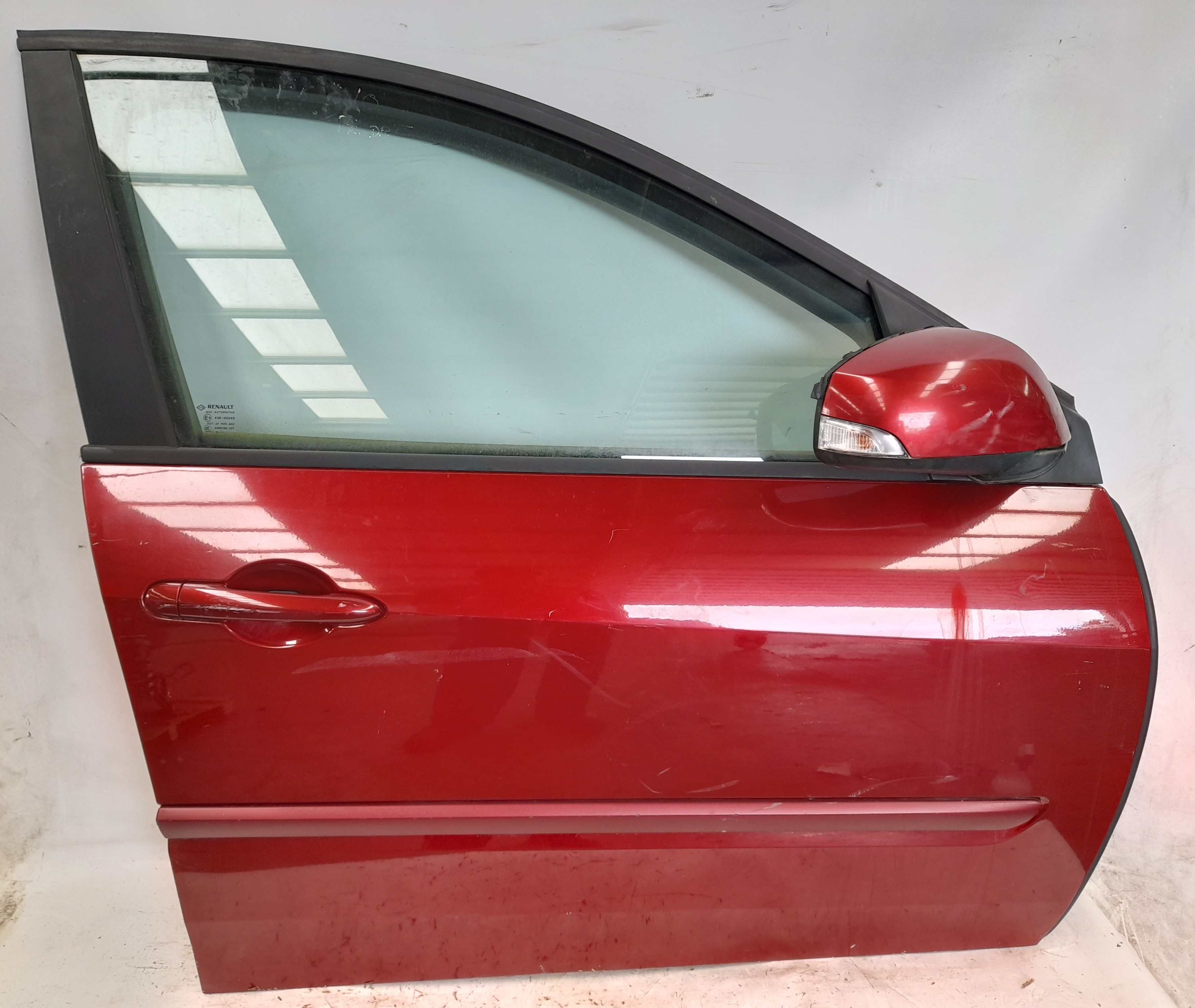 Porta anteriore destra RENAULT Laguna III (BT0/1) Imagem-0