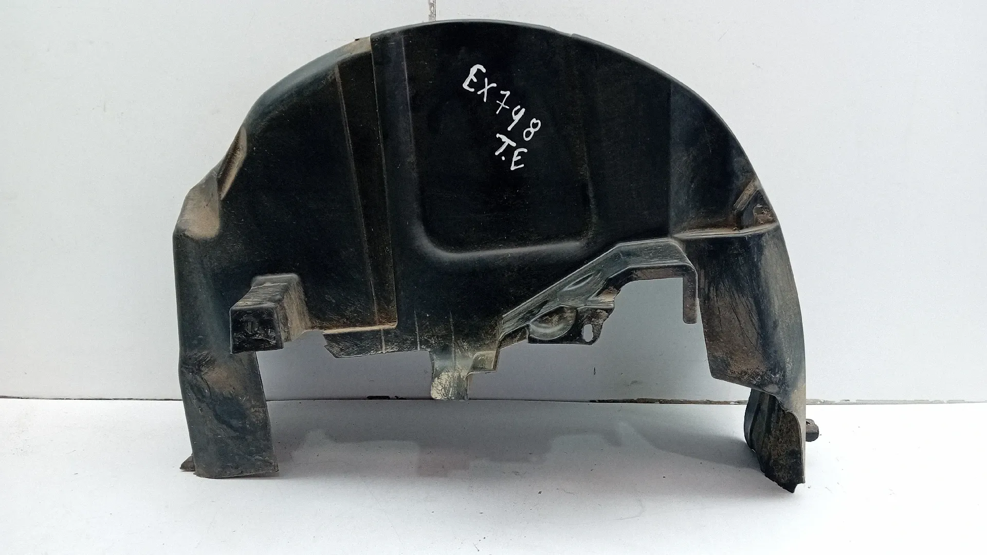 Passaruota posteriore sinistro