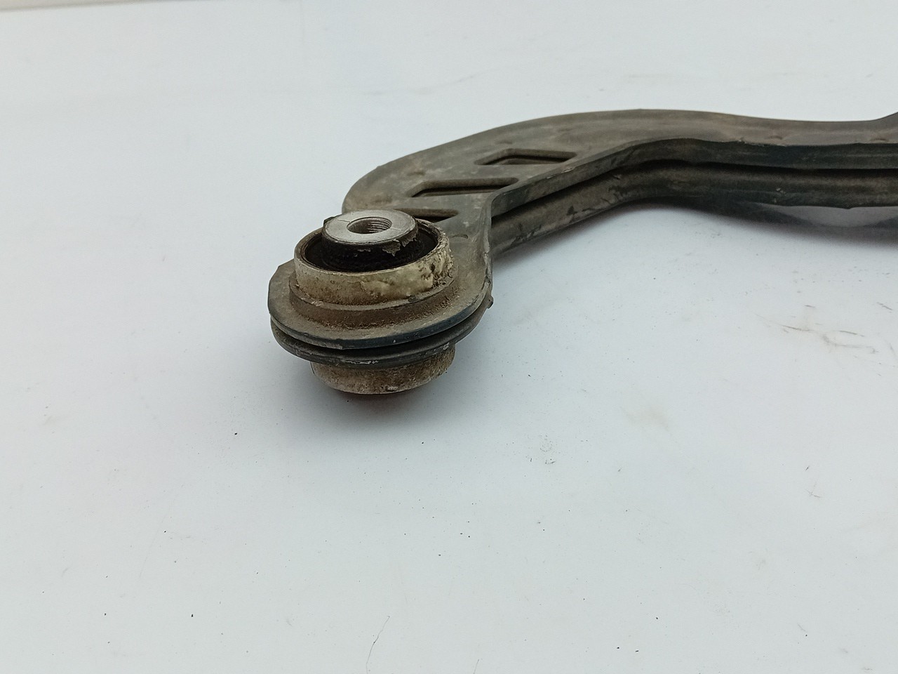 Bras de suspension Avant gauche MERCEDES-BENZ GLA (X156) Imagem-2