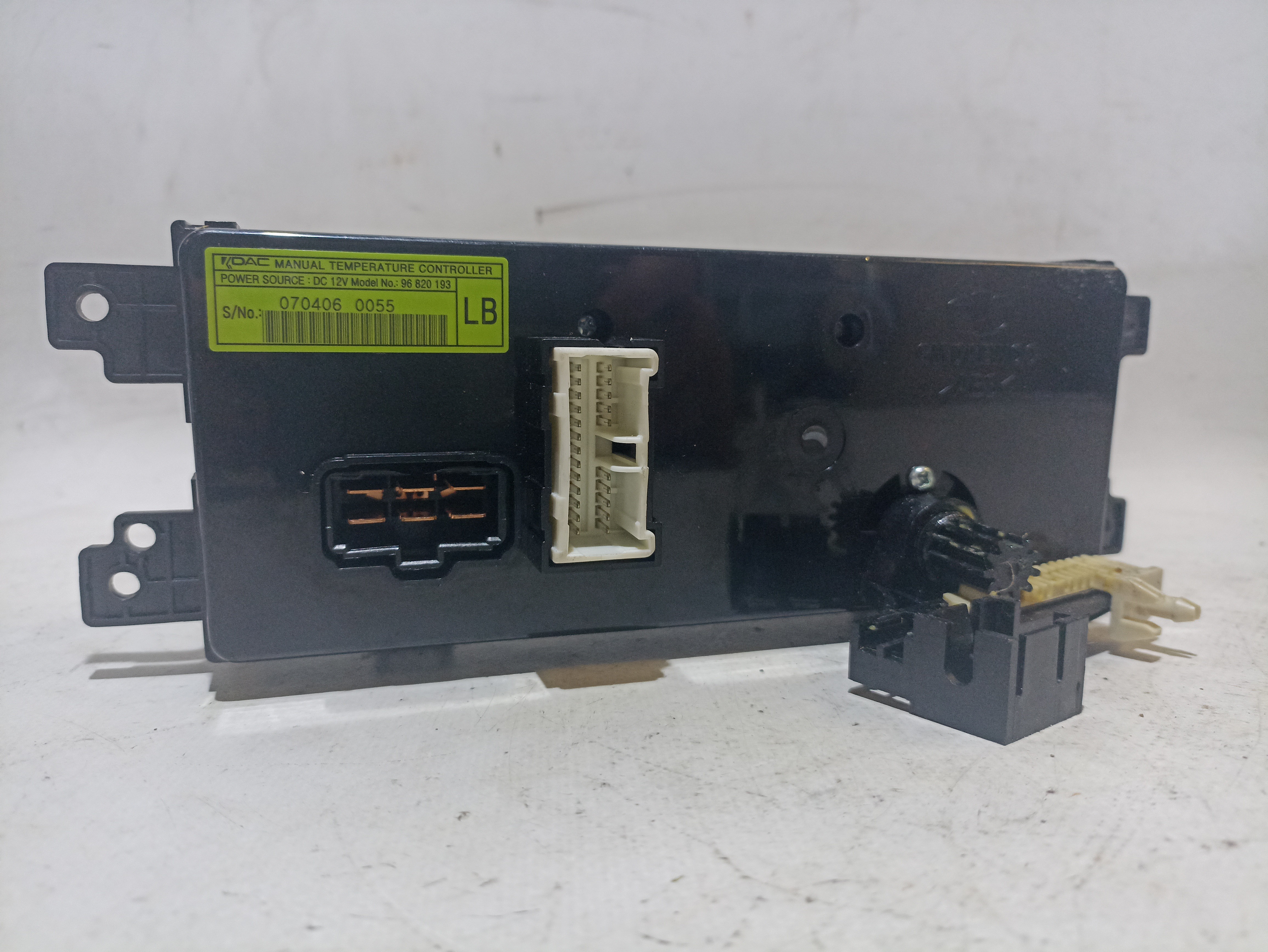 Botón / interruptor de aire acondicionado CHEVROLET Captiva (C100, C140) Imagem-4