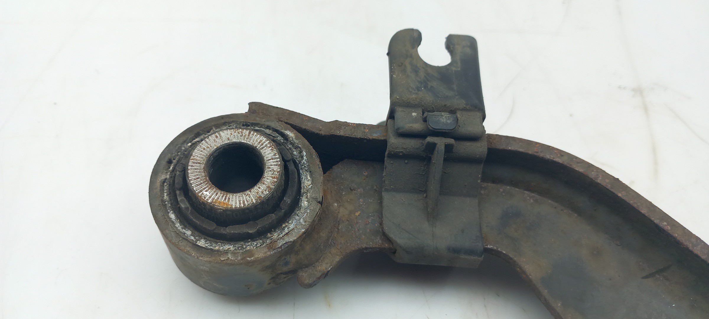 Brazo suspensión delantero izquierdo VOLKSWAGEN Scirocco (137, 138) Imagem-1