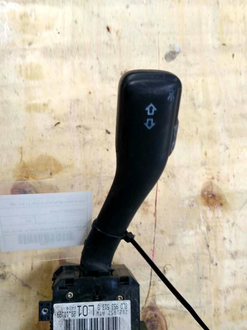Light and wiper lever set VOLKSWAGEN Polo (9N) Imagem-1