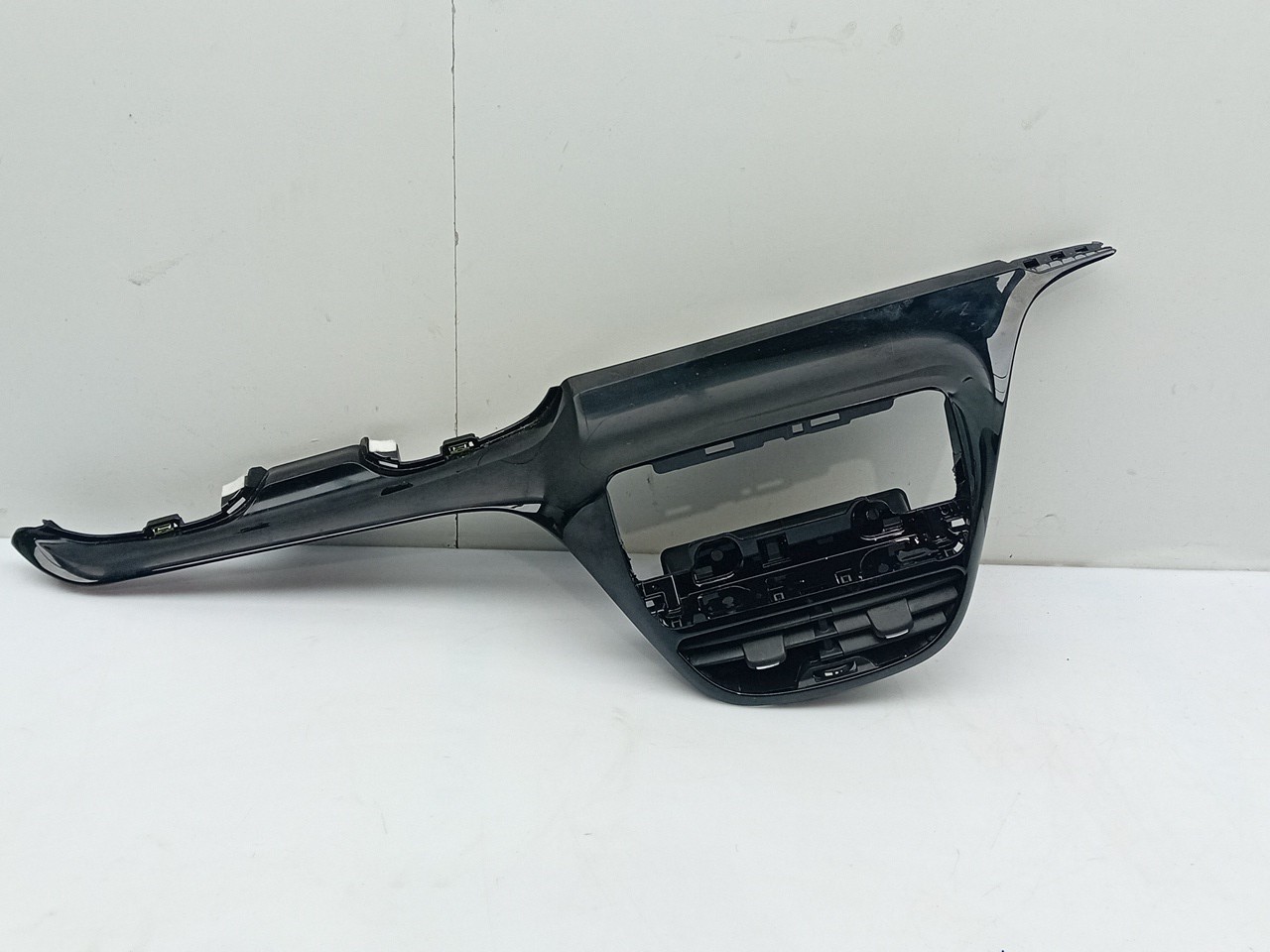 Dashboard trim