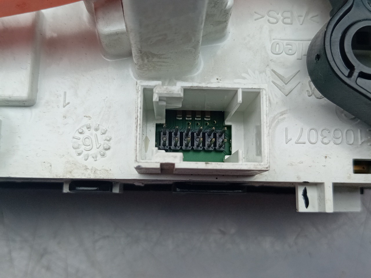 Botão / interruptor do AC PEUGEOT 208 Imagem-3