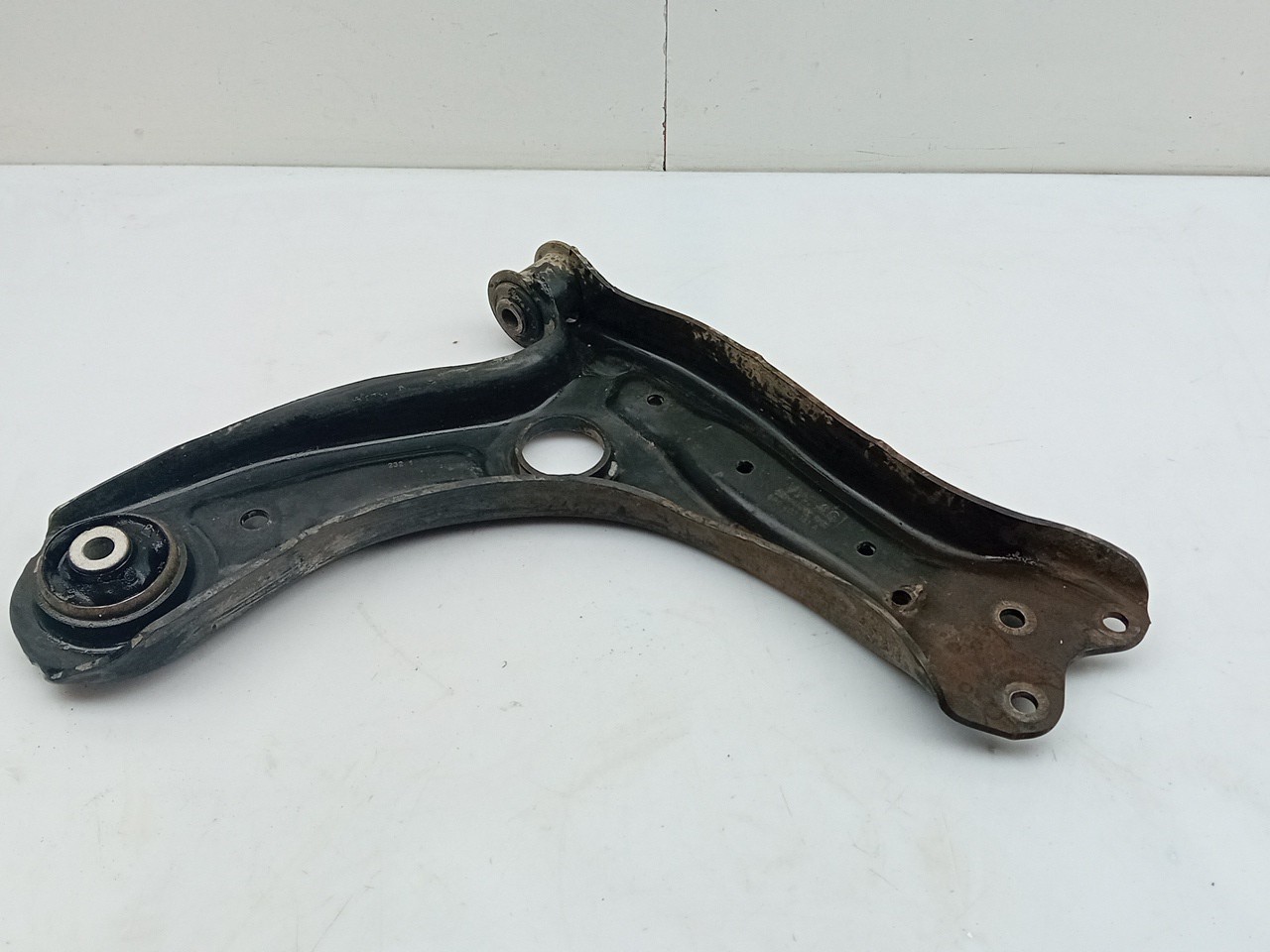 Bras de suspension Avant gauche SEAT Ibiza IV SportCoupe (6J1, 6P5) Imagem-1