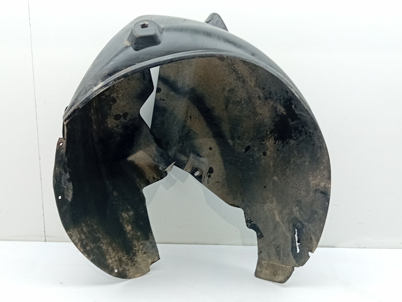 Rear wheel arch right