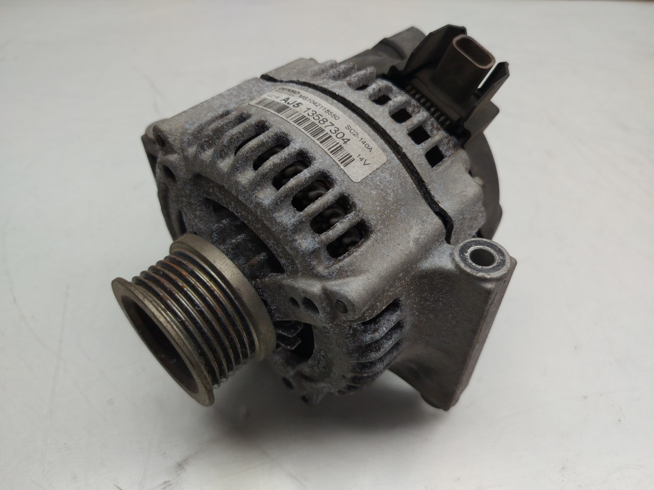 Alternador