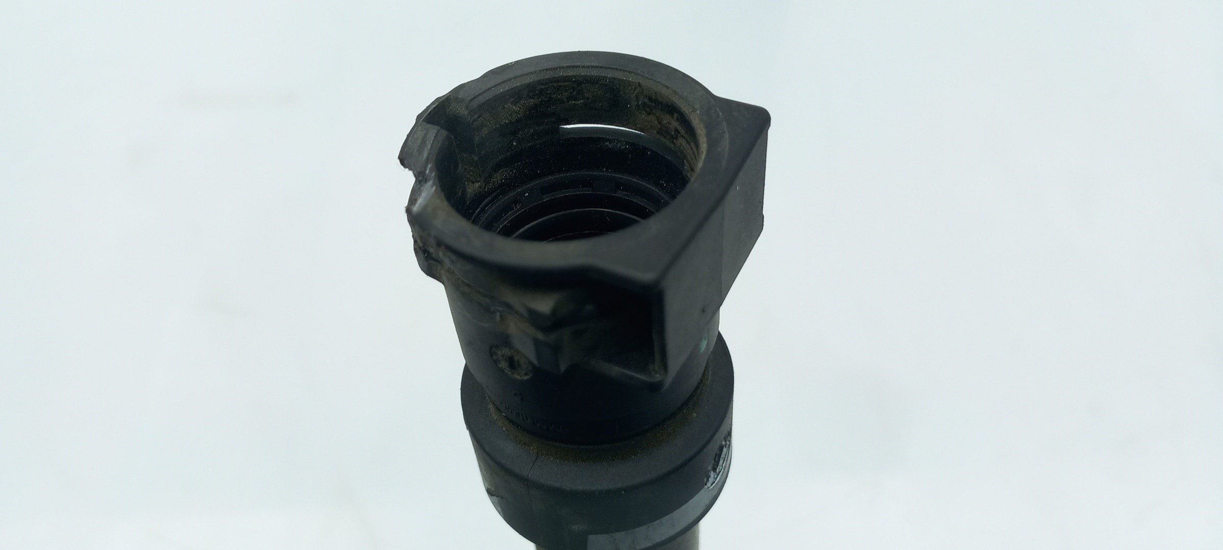 Tubo intercooler PEUGEOT 208 Imagem-2