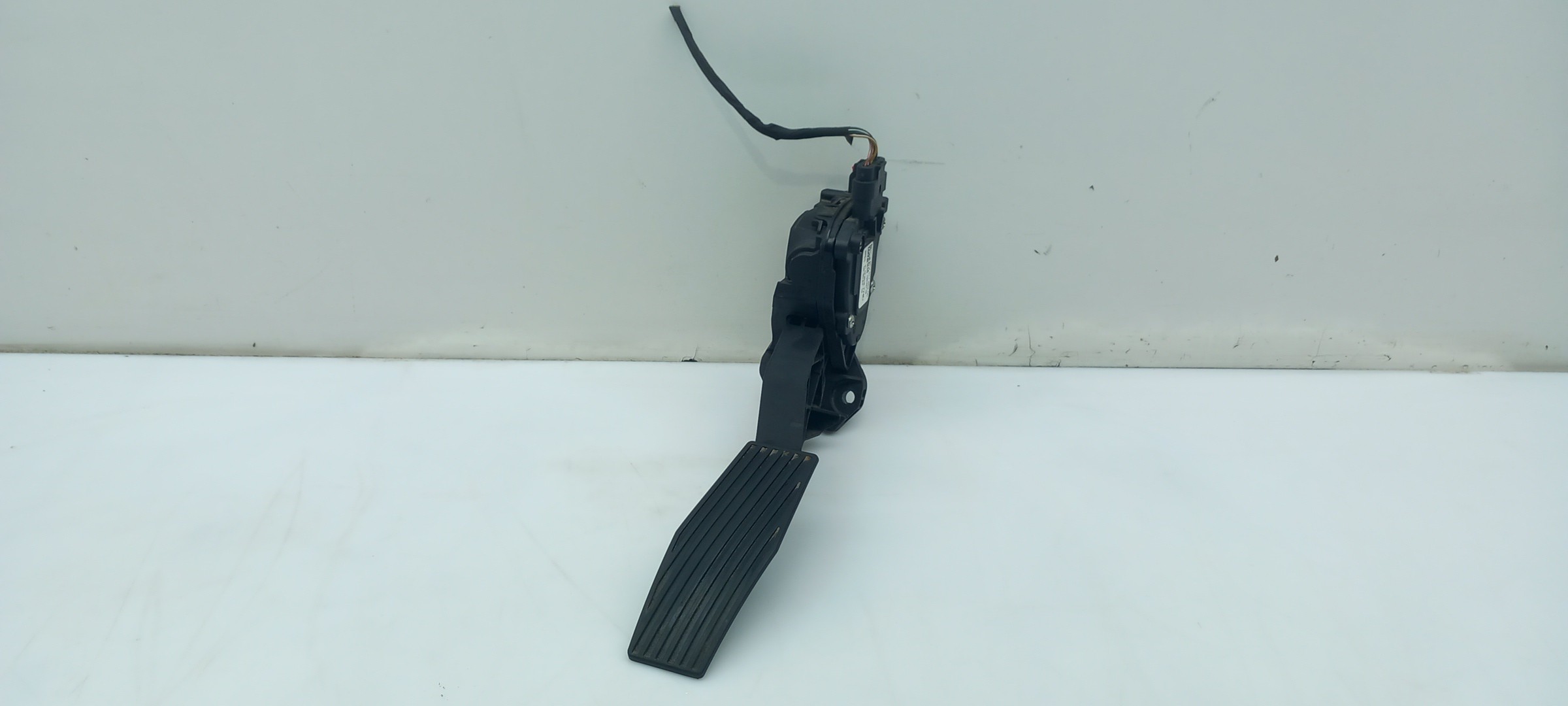 Pedal acelerador