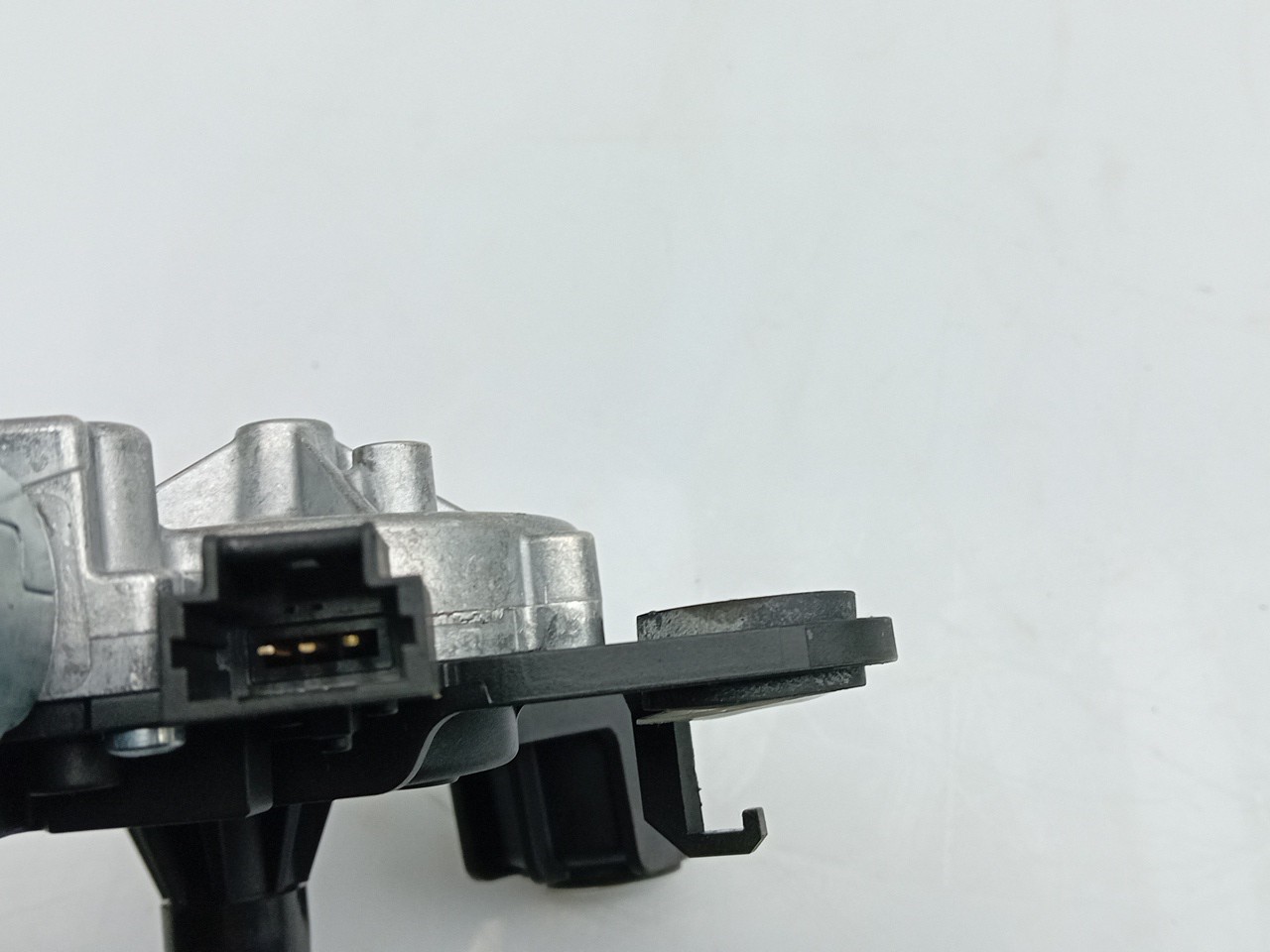 Motore tergicristallo posteriore OPEL Corsa F Imagem-2