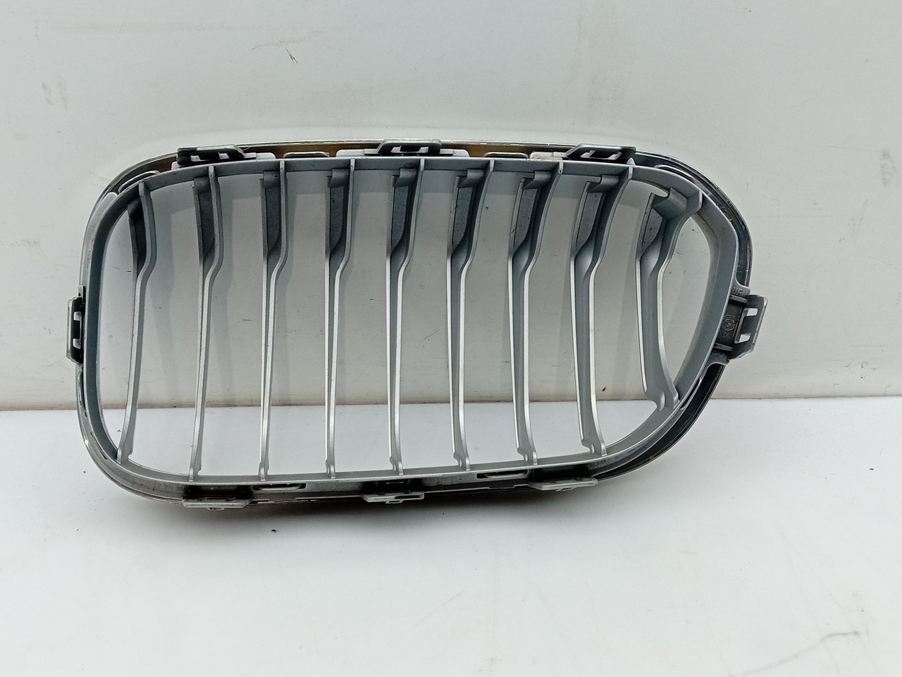 Front grille BMW 1 (F20) Imagem-1