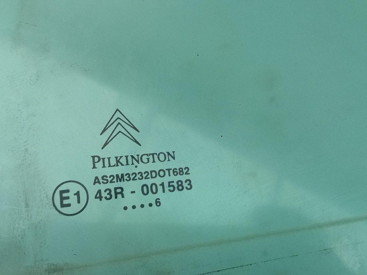 Left rear door glass CITROËN C3 I (FC_) Imagem-1
