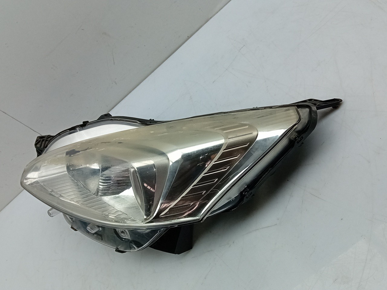 Left Headlight PEUGEOT 508 Imagem-1