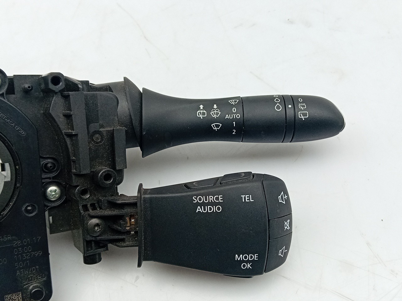Light and wiper lever set RENAULT Megane IV Grandtour (K9A/M_) Imagem-2
