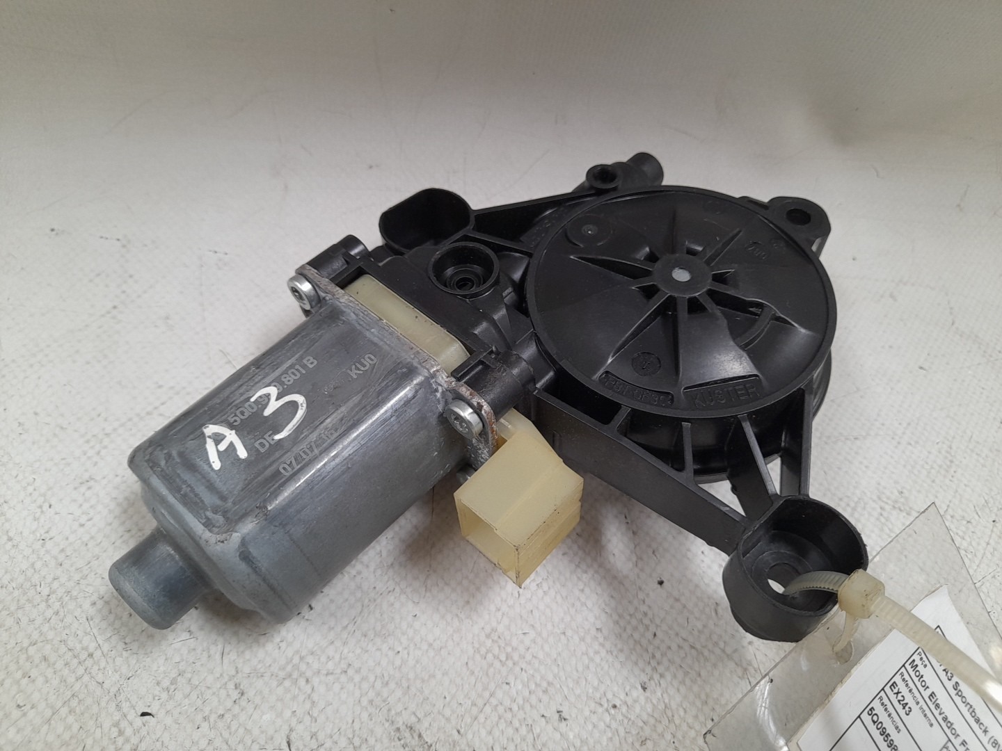 Moteur lève-vitre avant Droite