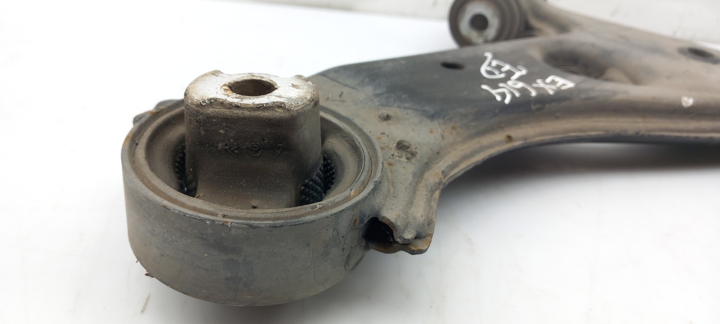 Brazo suspensión delantero derecho FIAT Punto Evo (199_) Imagem-1