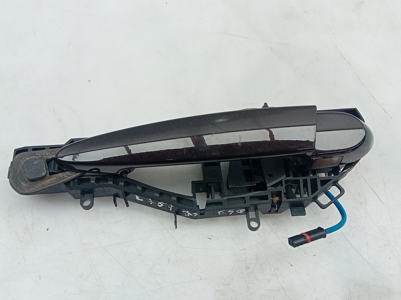 Left rear door handle