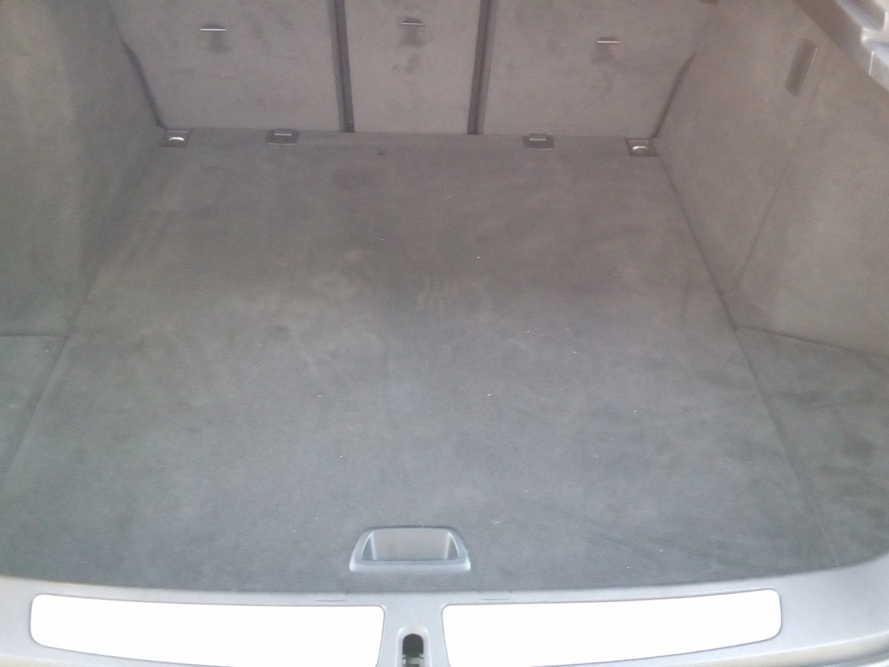 Trunk floor cover