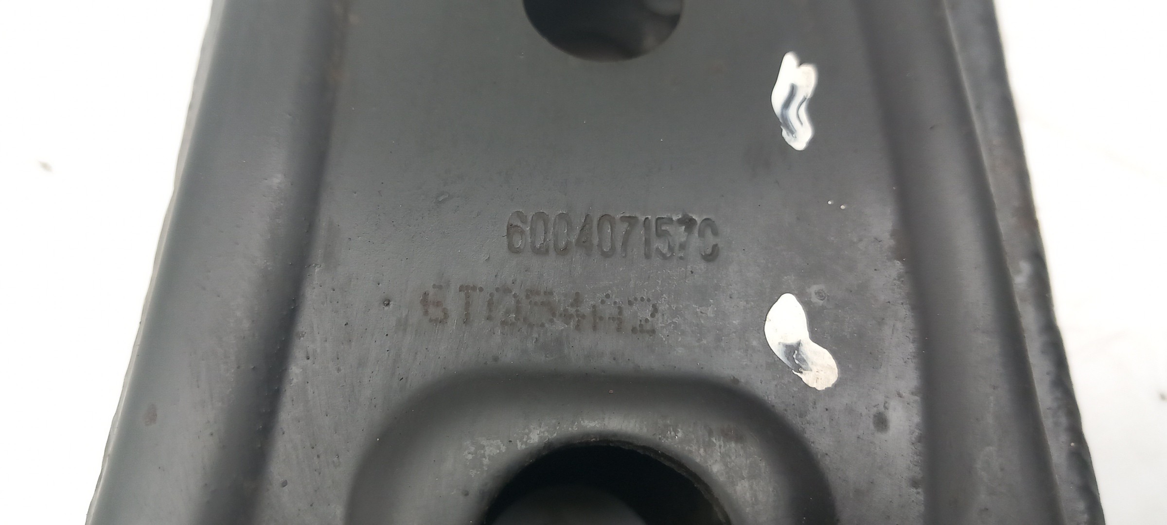 Bras de suspension Avant gauche VOLKSWAGEN Fox (5Z1, 5Z3, 5Z4) Imagem-2