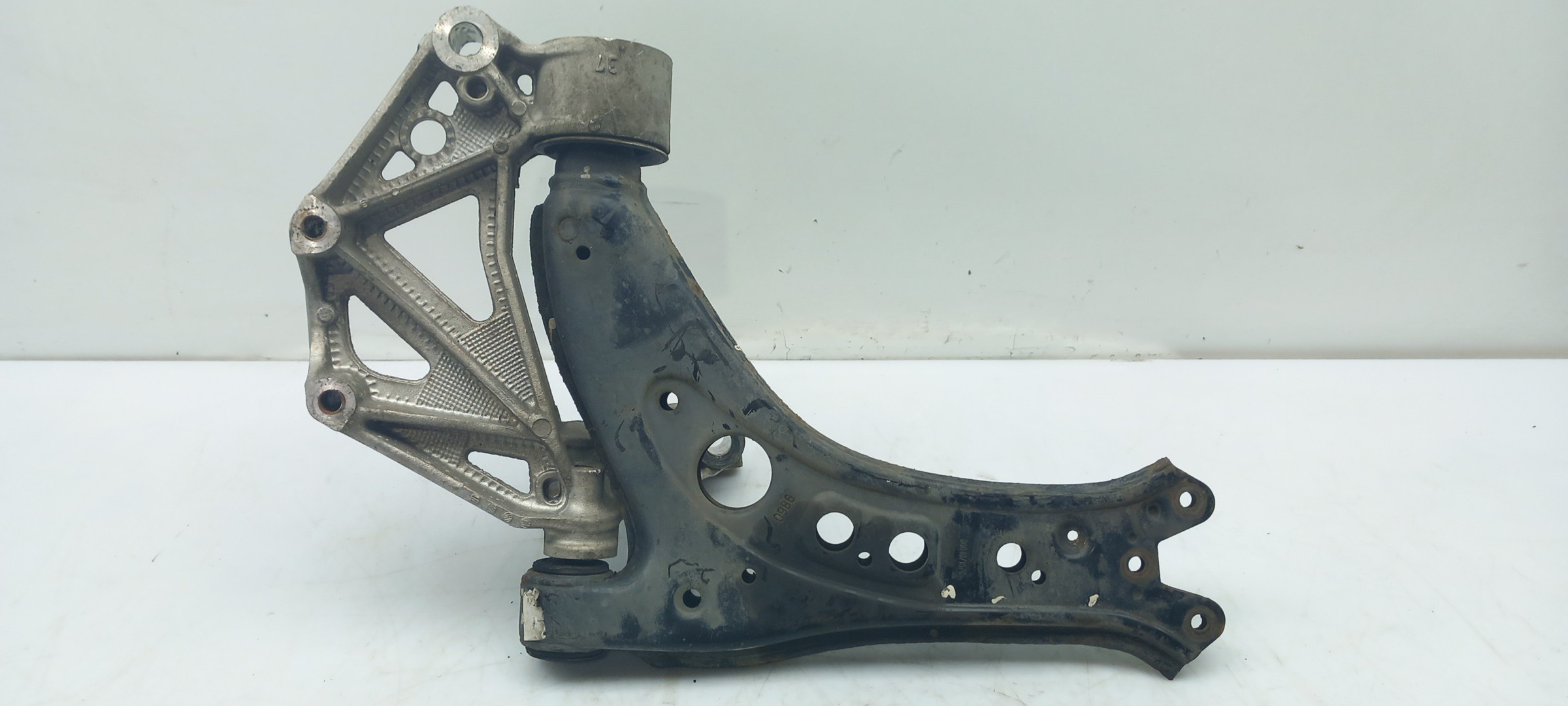 Right front suspension arm VOLKSWAGEN Fox (5Z1, 5Z3, 5Z4) Imagem-1
