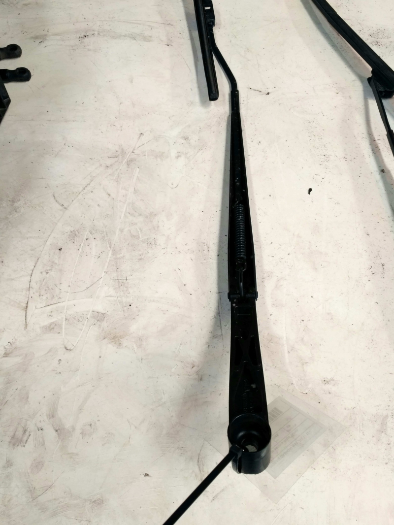 Windscreen wiper arm Left front NISSAN Qashqai II (J11) Imagem-2