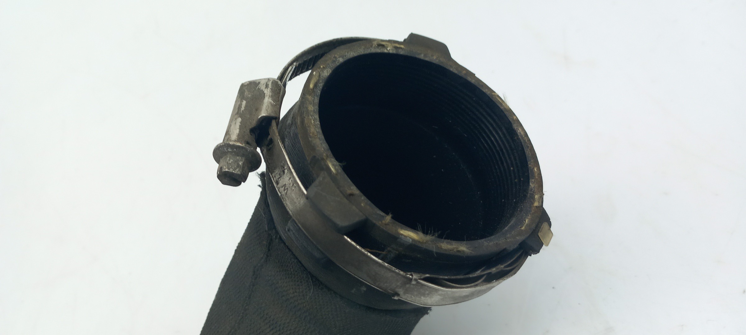 Intercooler pipe AUDI Q5 (8R) Imagem-1