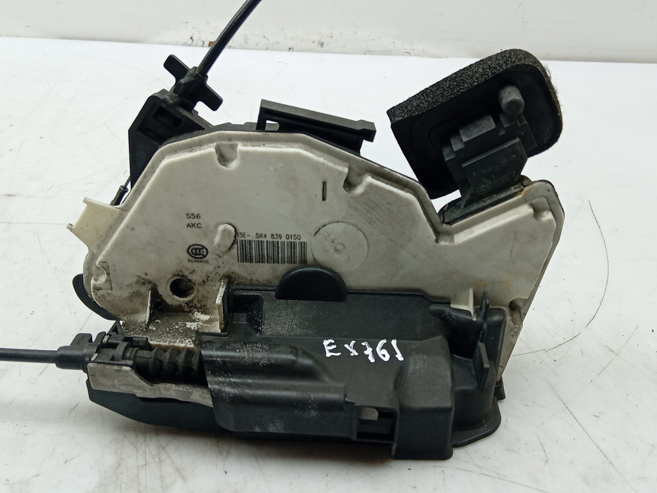 Fechadura / fecho porta trás esquerdo SEAT Leon ST (5F8) Imagem-1