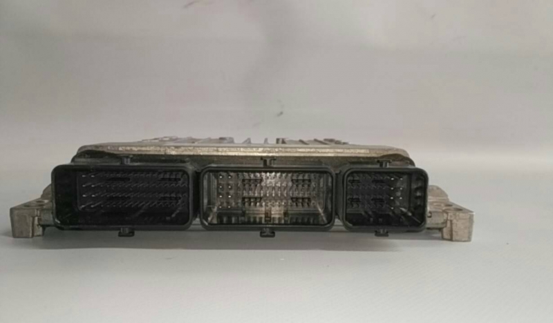 Centralina motor / ECU NISSAN Qashqai II (J11) Imagem-1